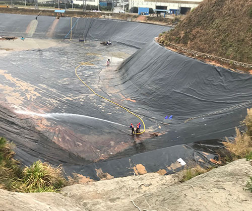 中阳废水池清理